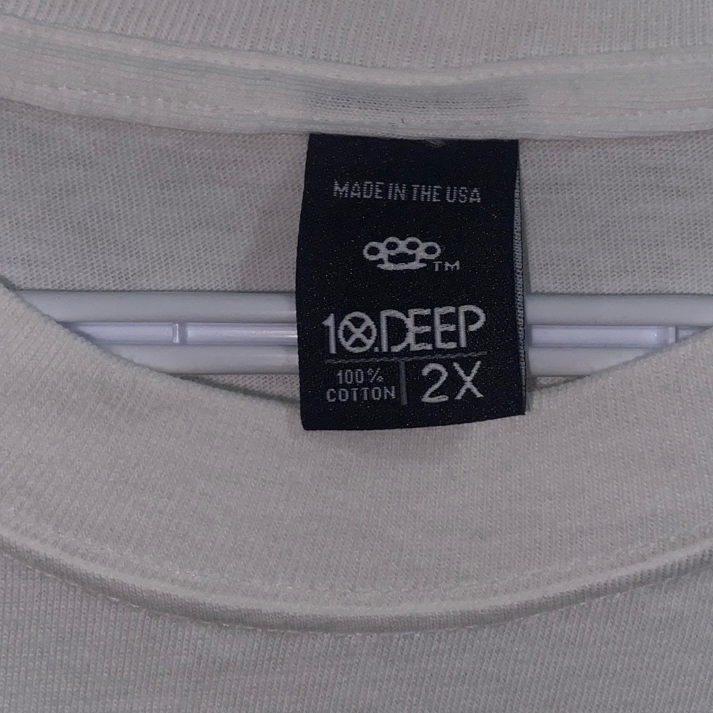 10 Deep Tee - Picture 2 of 3